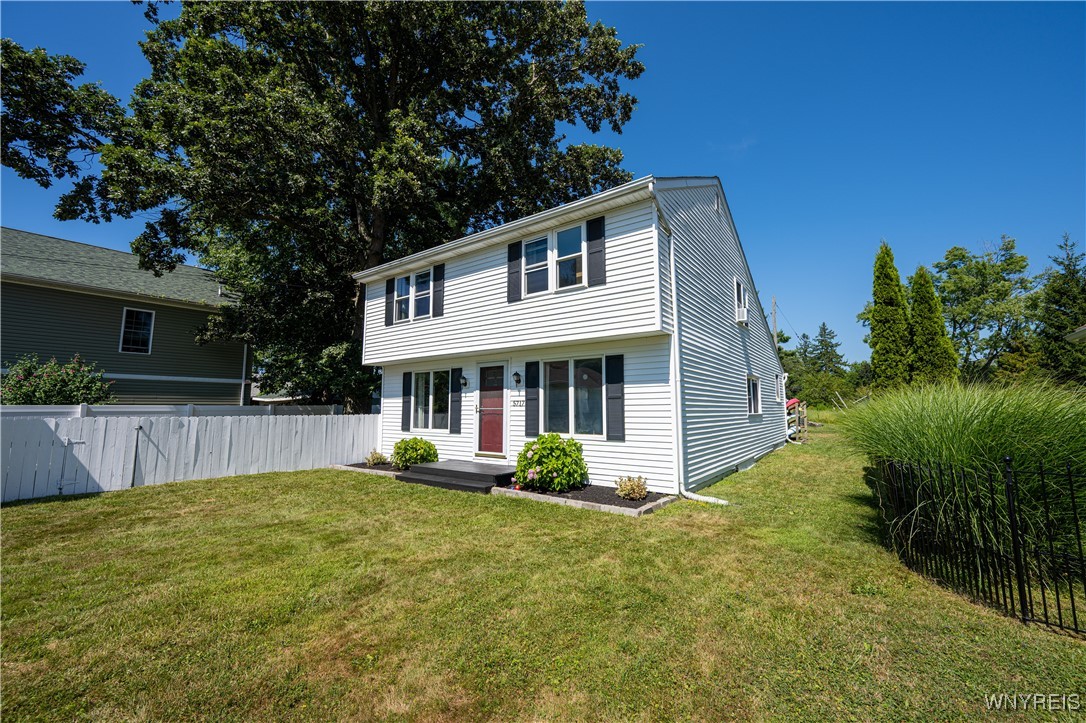 photo 1 : 5717 Lakeview Terrace, Hamburg NY 14085