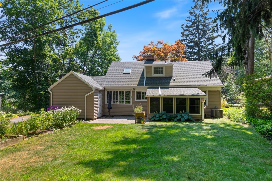 photo 4 : 59 Landing Road North, Brighton NY 14625