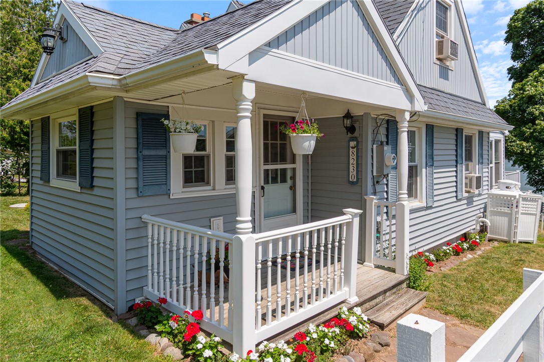 photo 2 : 8230 Graves Point Road, Huron NY 14590