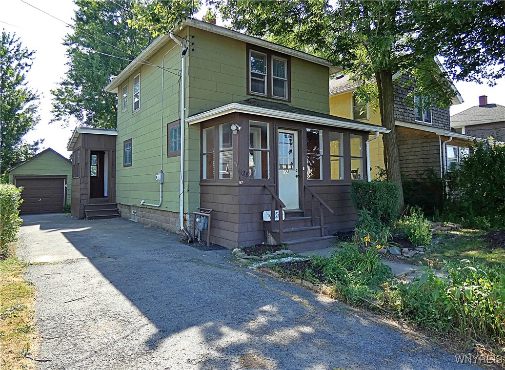 photo pakdFiqPdeX4rv81yyDnpA: 128 South New York Street, Lockport City NY 14094