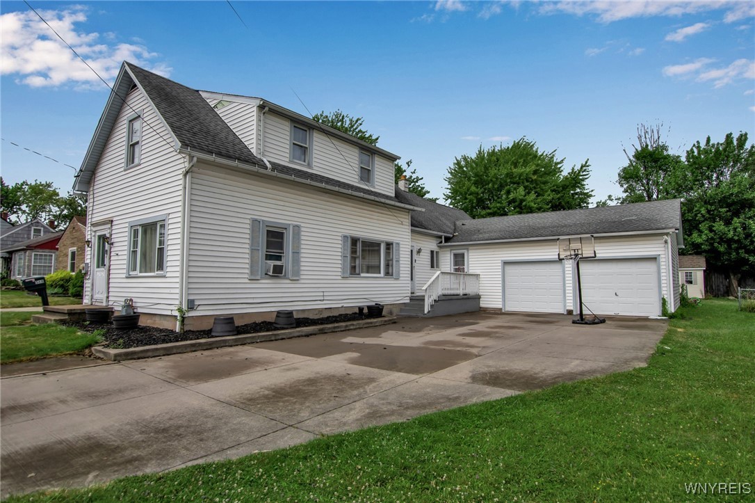 photo 0: 568 Morgan Street, Tonawanda NY 14150