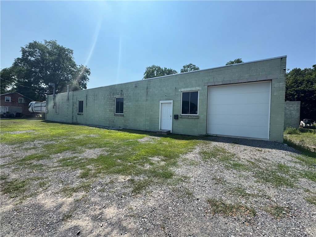 photo undefined: 10 Pleasant Avenue, Phelps NY 14532