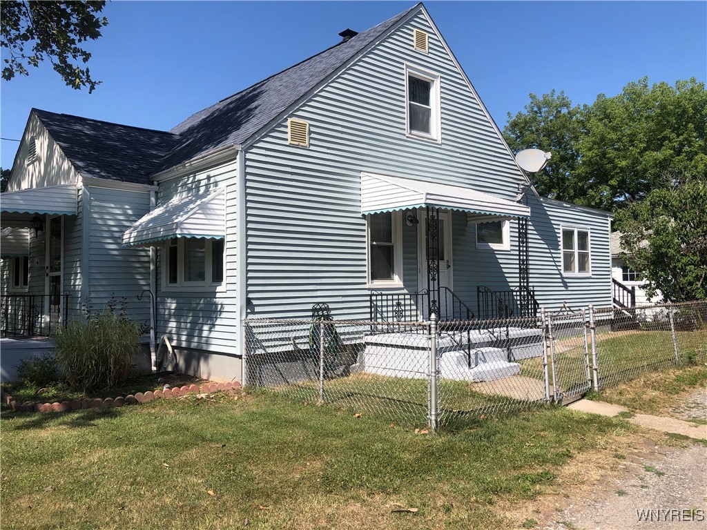 photo undefined: 703 81st Street, Niagara Falls NY 14304
