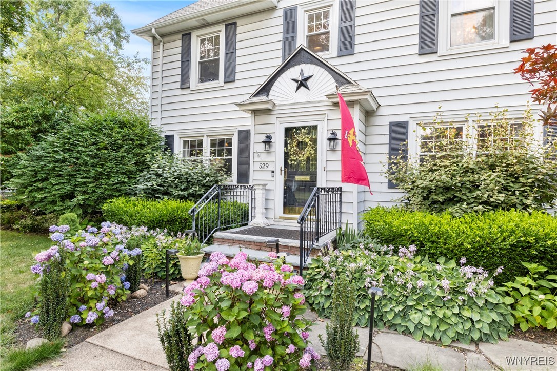 photo 1 : 529 Willow Street, Lockport City NY 14094