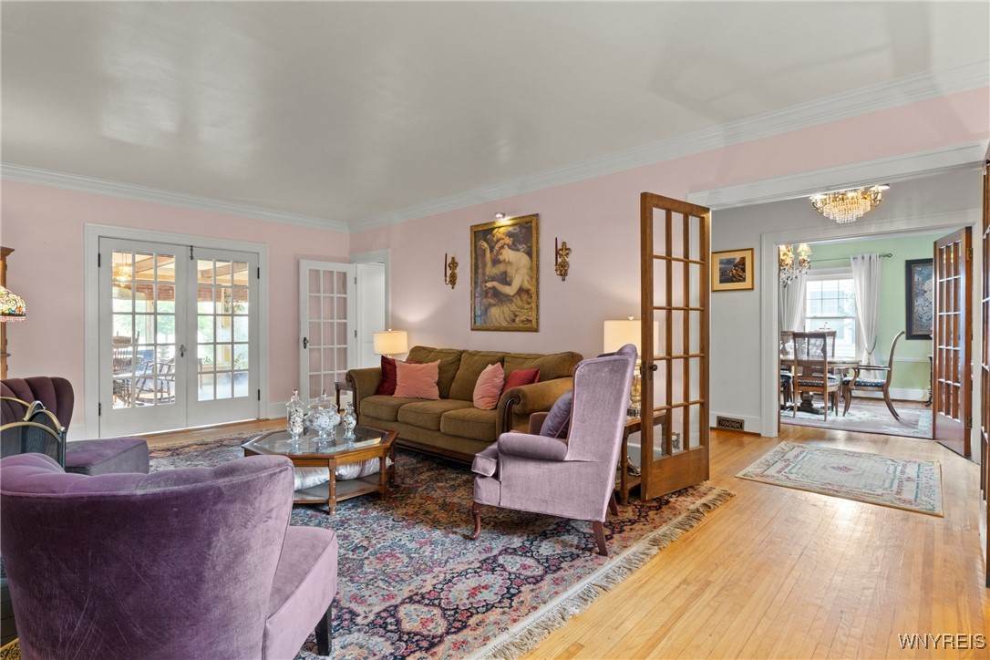 photo 3 : 529 Willow Street, Lockport City NY 14094