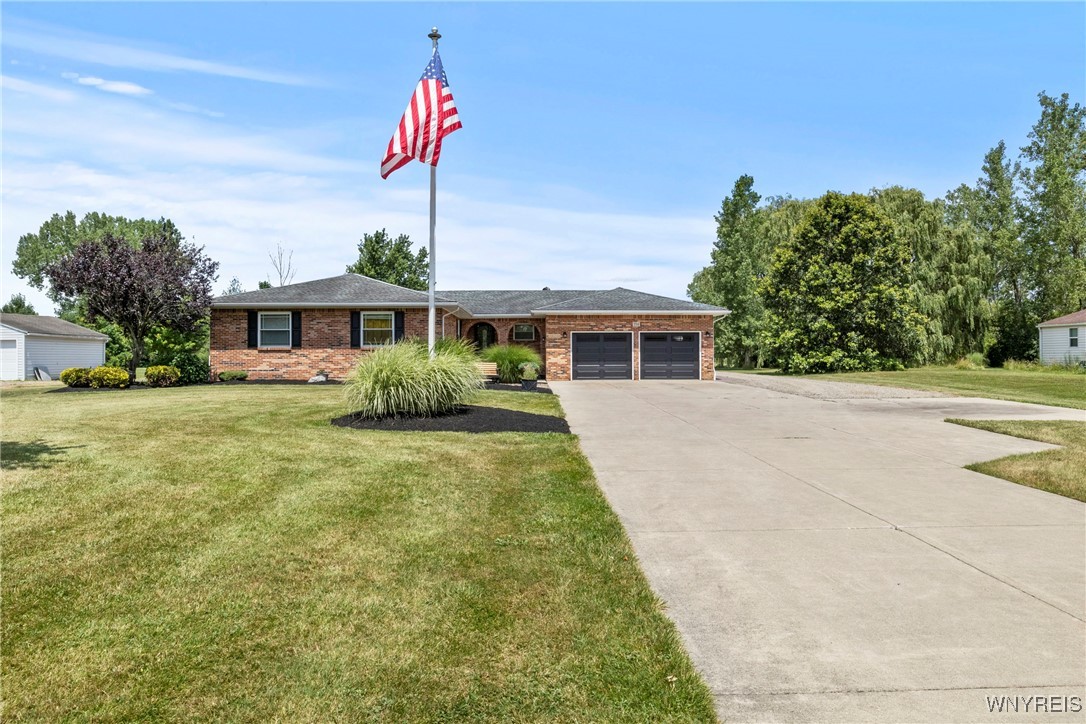 photo undefined: 354 Westwood Road, Lancaster NY 14086