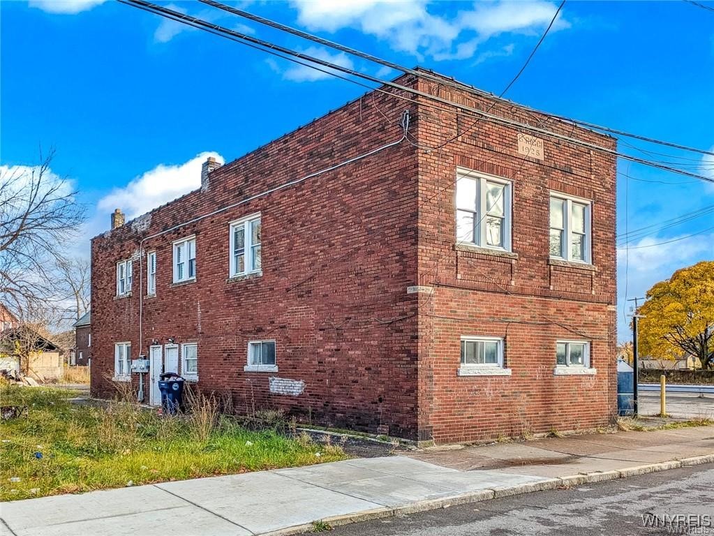 photo 3 : 639 19th Street, Niagara Falls NY 14301