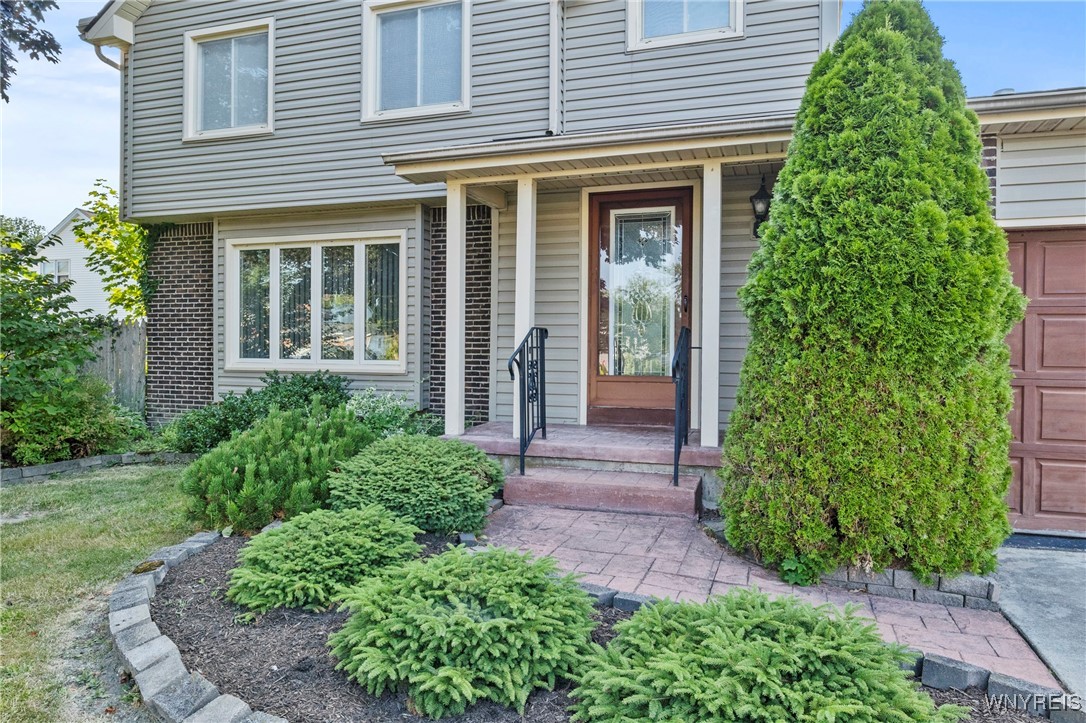 photo 2 : 4633 Kingswood Lane, Hamburg NY 14075