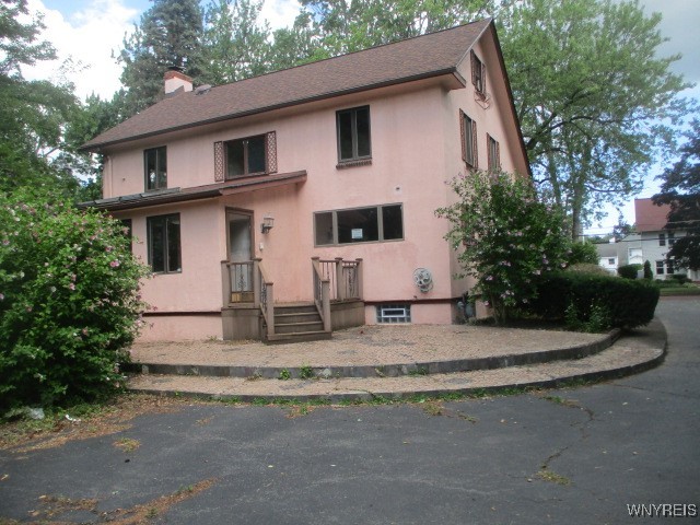 photo 3 : 544 Willow Street, Lockport City NY 14094