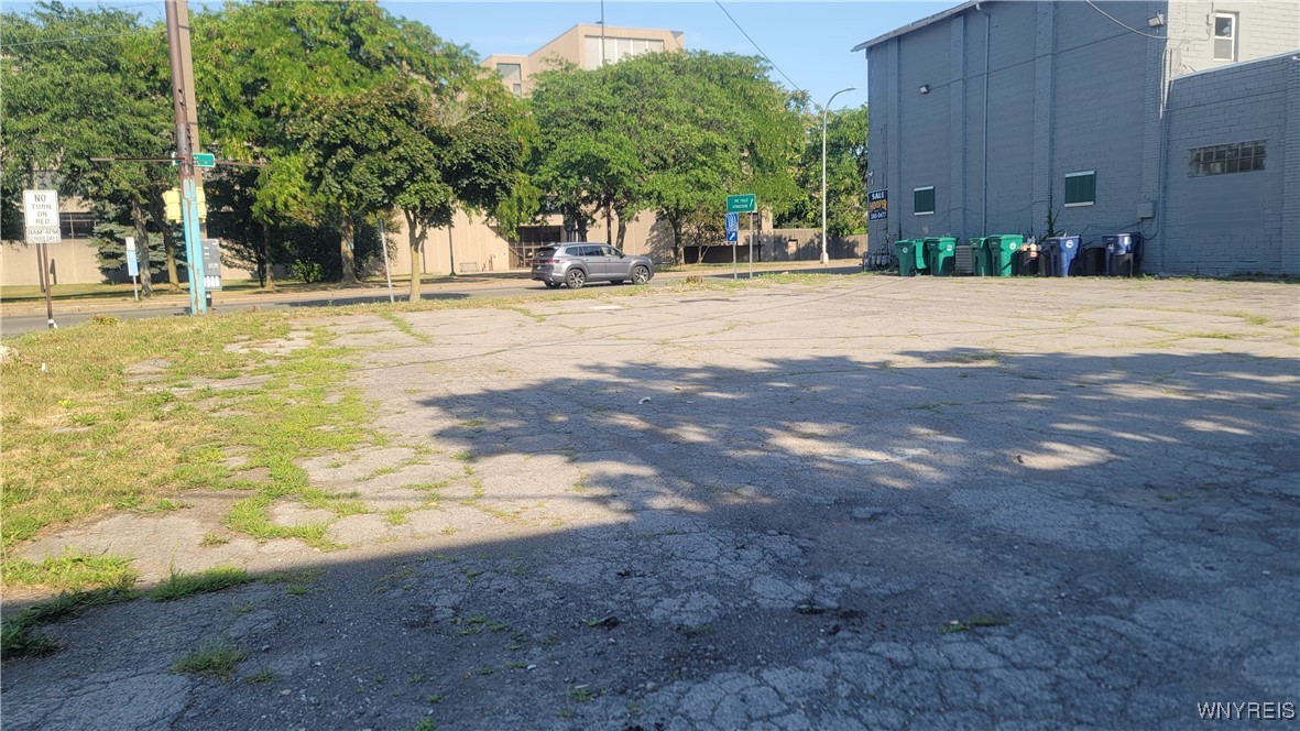 photo undefined: 1414 Main Street, Niagara Falls NY 14305