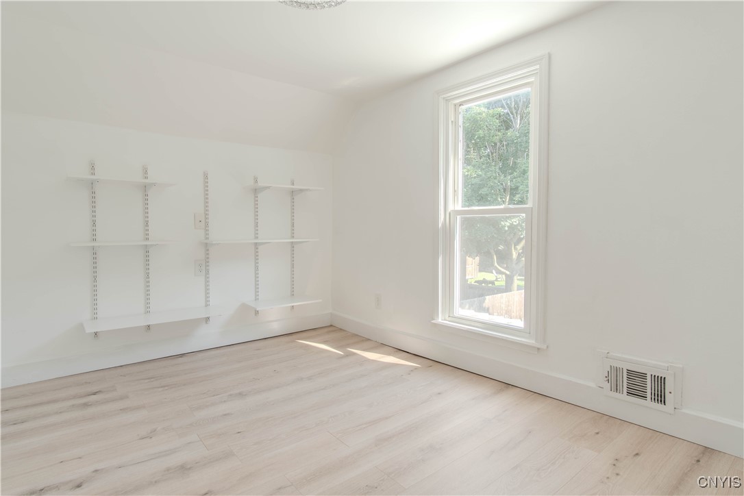 photo undefined: 862 West Main Street, Watertown City NY 13601