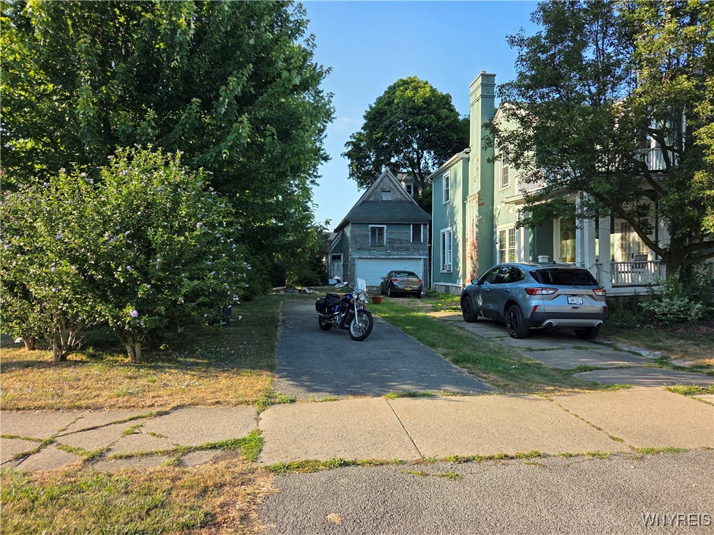 photo 2 : 222 High Street, Lockport City NY 14094