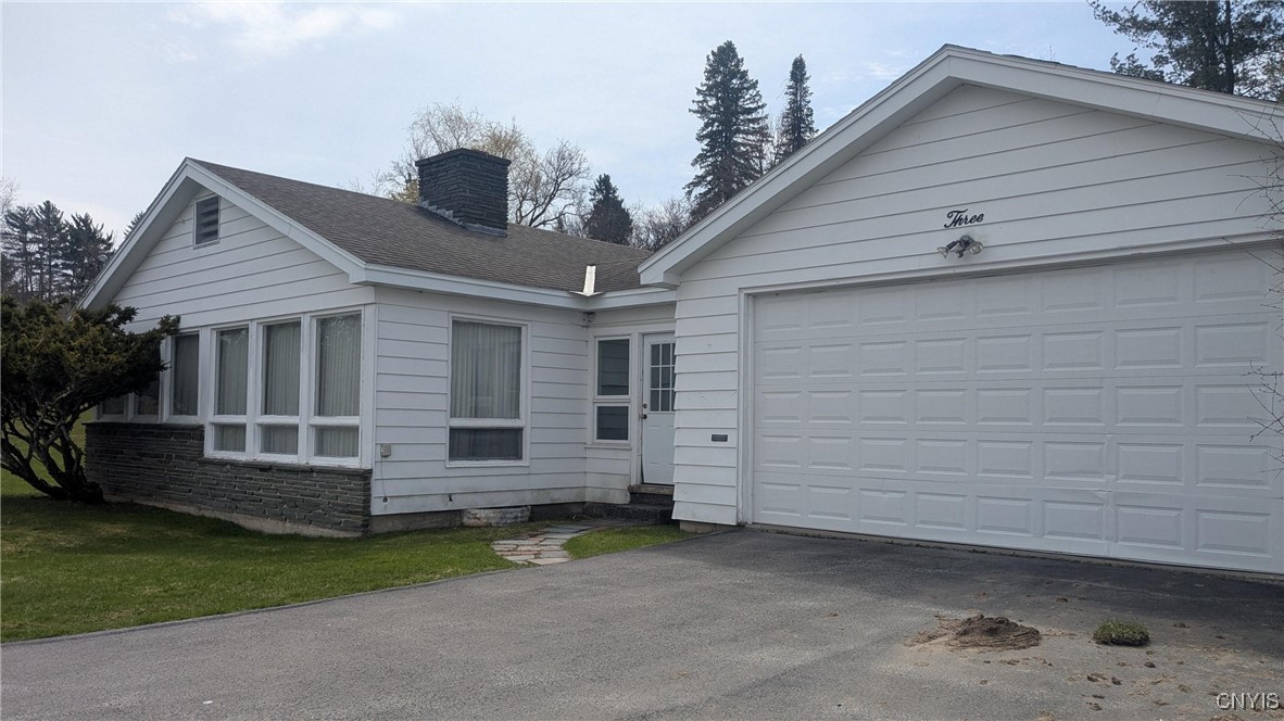 photo undefined: 3 Westwood Lane, New Hartford NY 13413