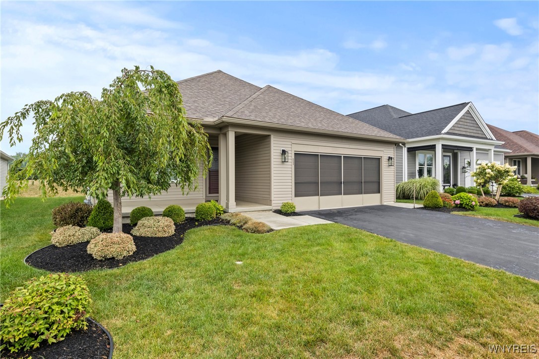 photo undefined: 11 Henslow, Lancaster NY 14086