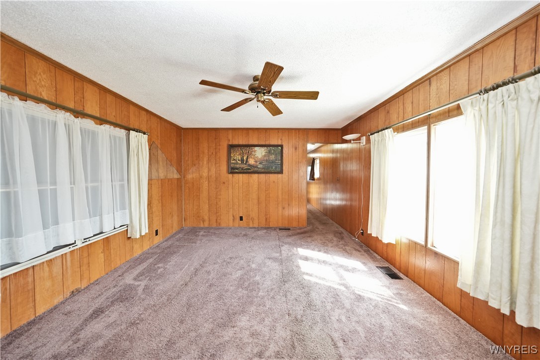 photo 3 : 182 Bush Gardens, Alden NY 14004