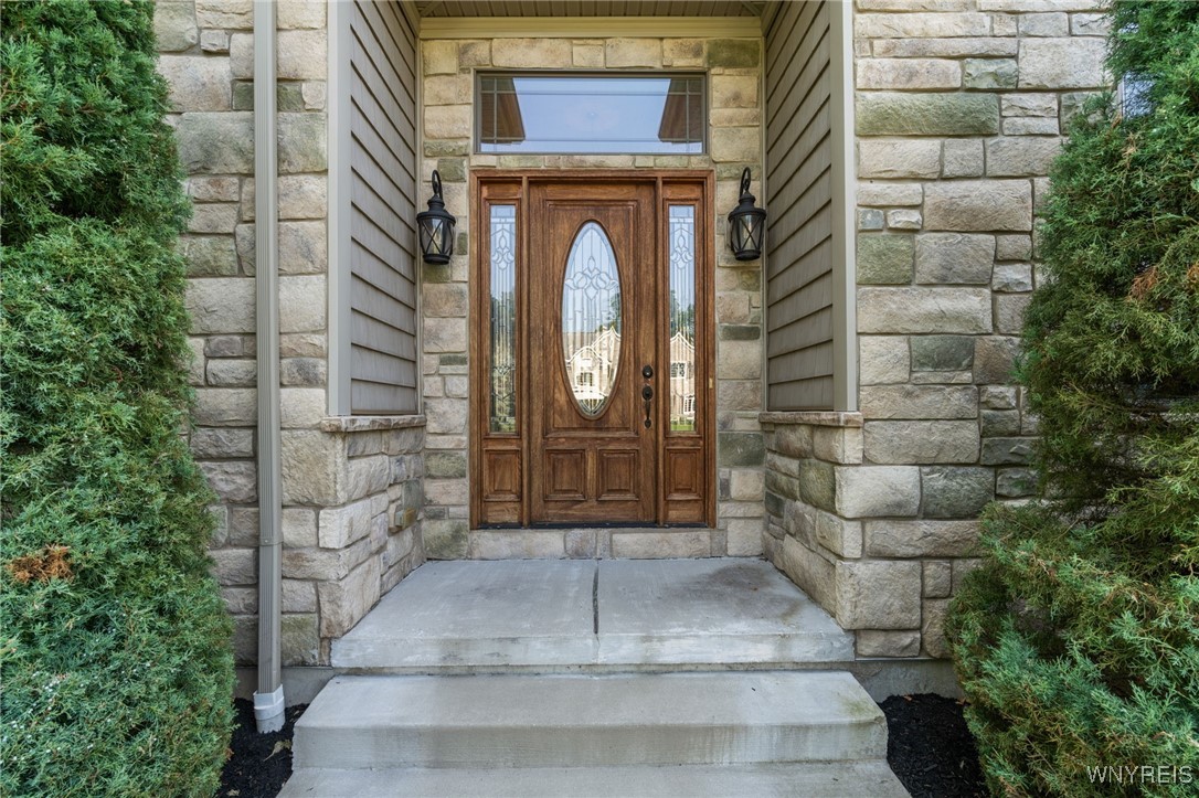 photo 3 : 9743 Cobblestone Drive, Clarence NY 14031