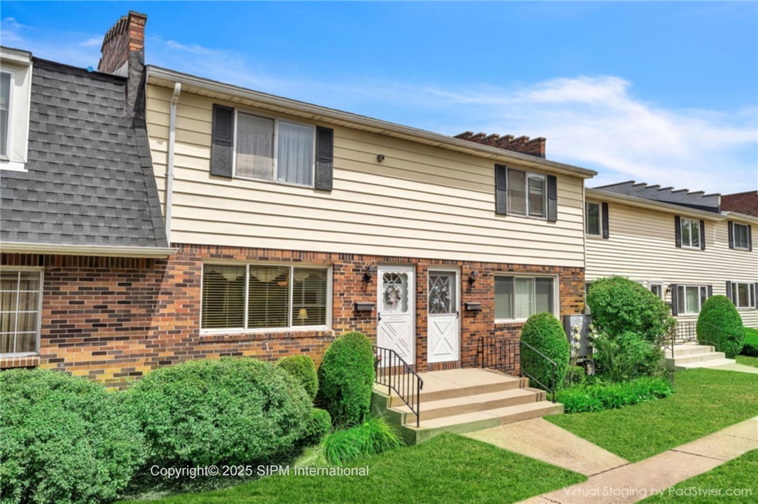 photo niWvnCjV2M6LPhZQh7lV1civ5yjounZ0iOi1N0E: 43 Stoneledge, Amherst NY 14221