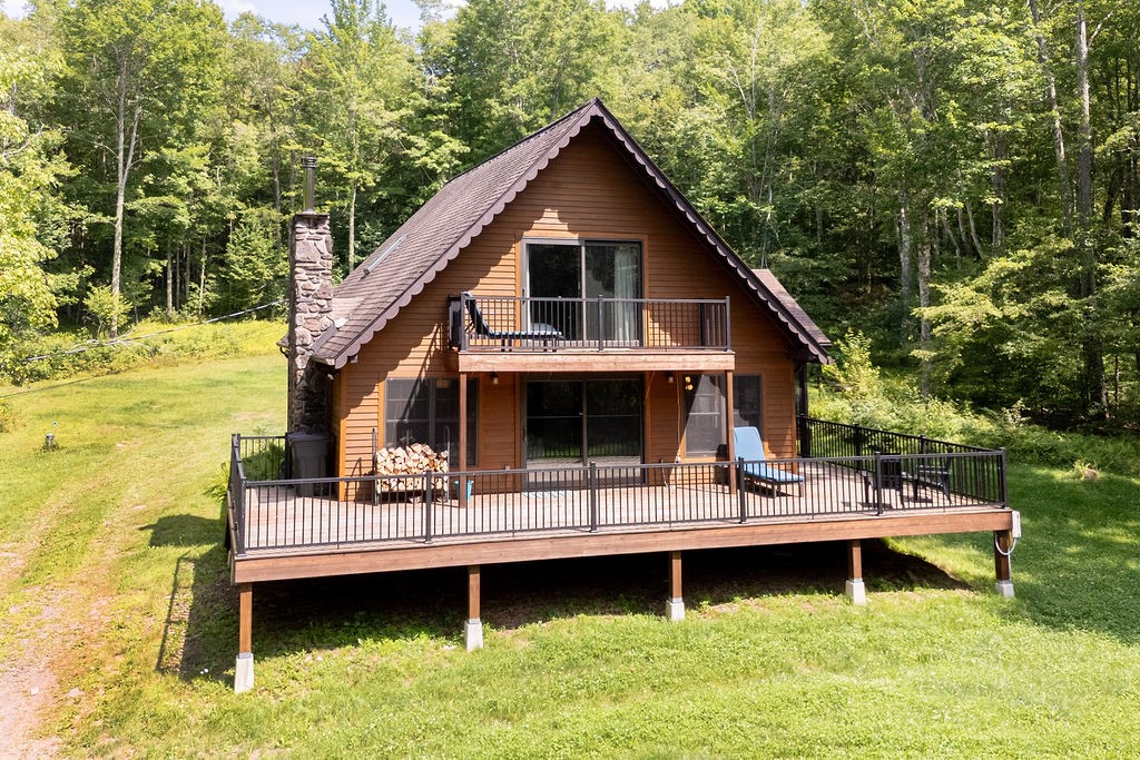 photo JZ3vzjaA: 166 Hillys Lane, Middletown NY 12459