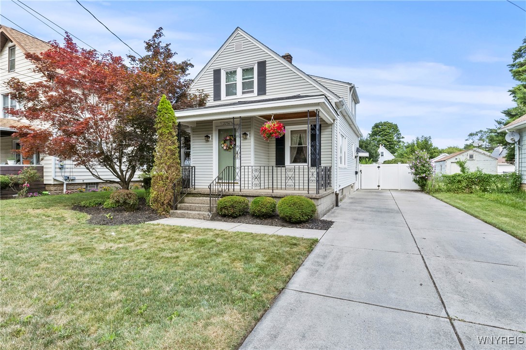 photo PpkTNBkjqt06GxBMSUBfnqM8SfvSk: 2236 Linwood Avenue, Niagara Falls NY 14305