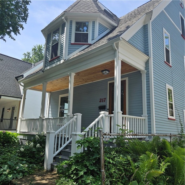 photo 3Ac8QY6RySaqXJpemhcSVyaXhY: 217 Merriman Street, Rochester NY 14607