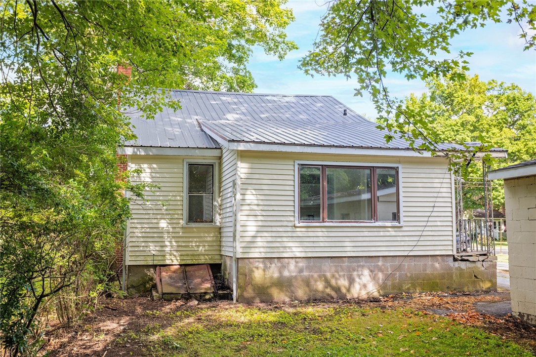 photo undefined: 91 South Street, Leroy NY 14482