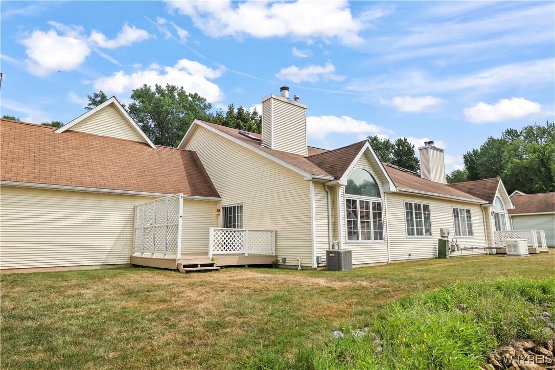 photo 4 : 42 Spicebush Lane, Amherst NY 14221