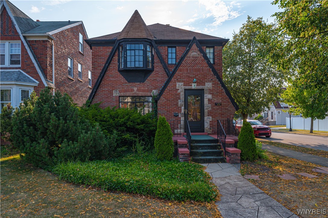 photo undefined: 722 Colvin Boulevard, Tonawanda NY 14217