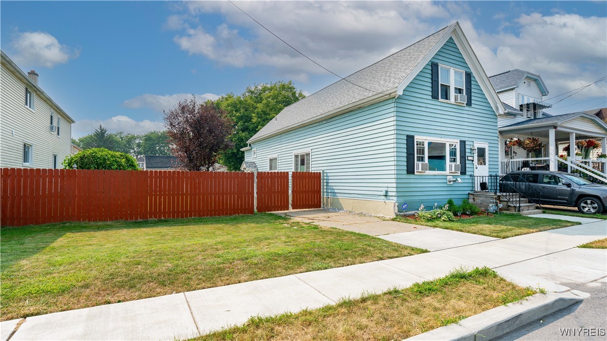 photo undefined: 30 Olcott Place, Cheektowaga NY 14225