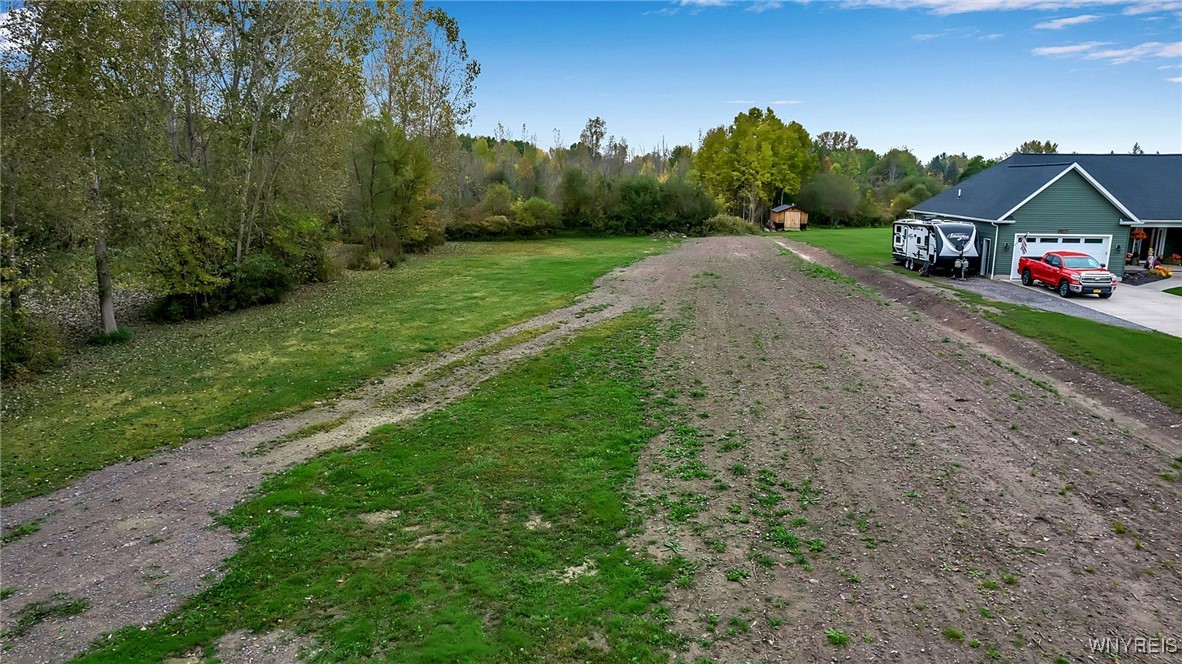 photo undefined: 9317 Tonawanda Creek Road South, Clarence NY 14031