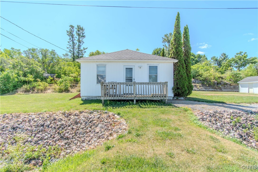 photo TiE: 34308 State Route 12e, Cape Vincent NY 13618