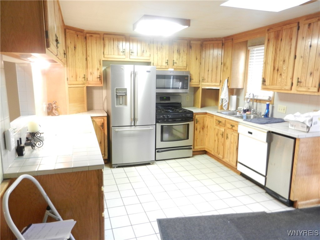 photo undefined: 42 Sandra Place, Hamburg NY 14075