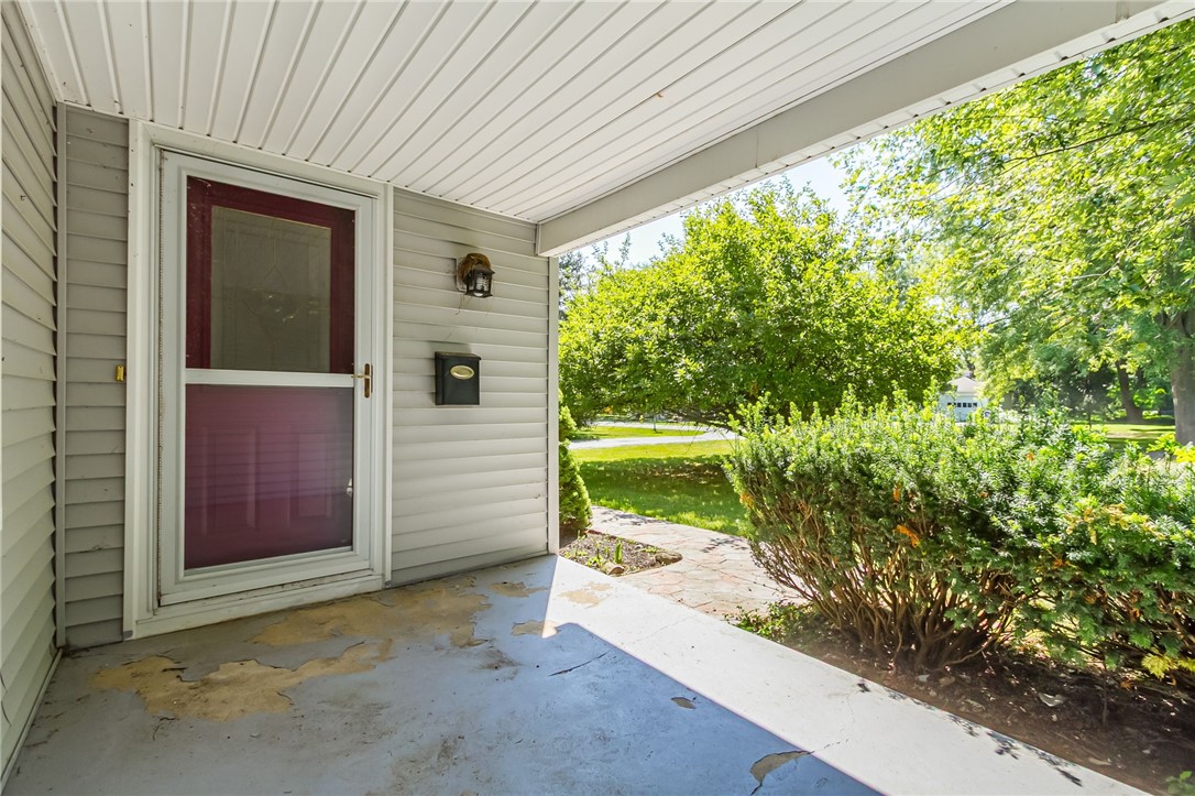 photo 3 : 55 Peachtree Road, Penfield NY 14526