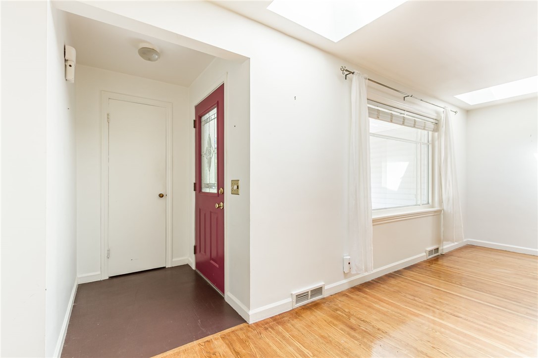 photo 4 : 55 Peachtree Road, Penfield NY 14526