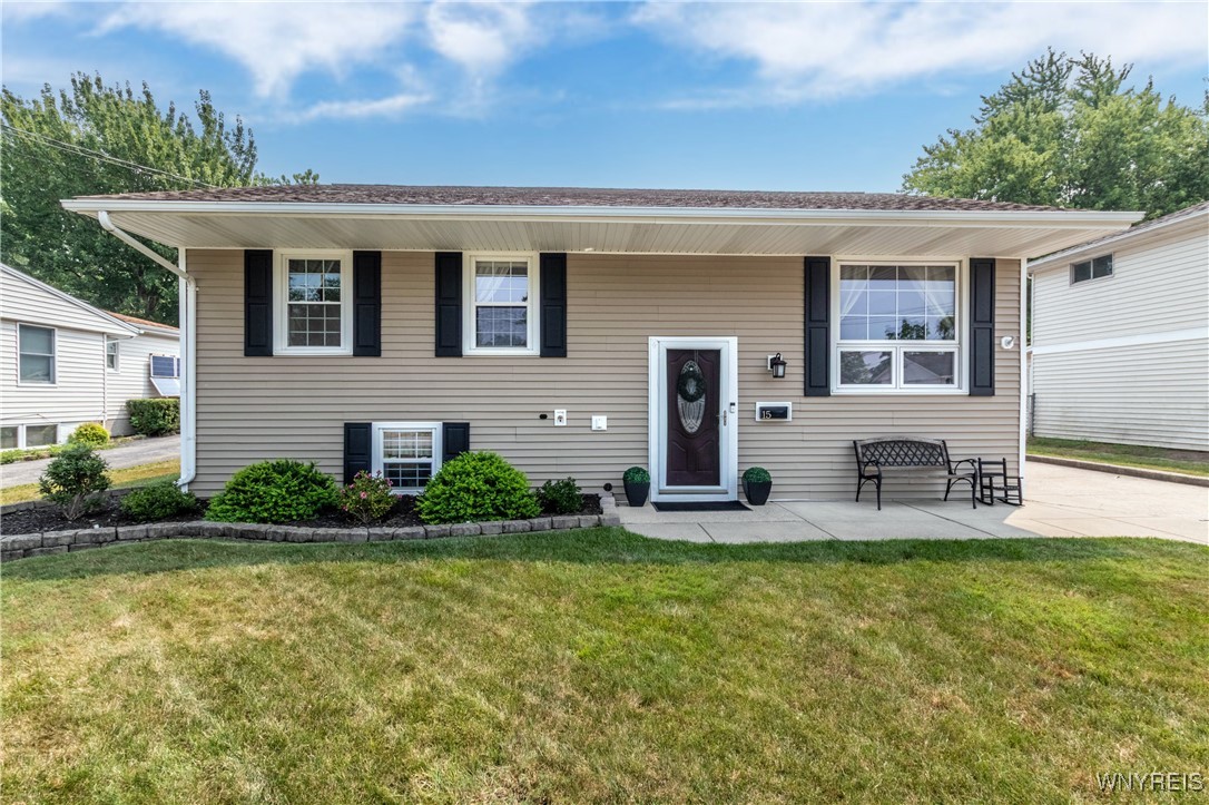photo undefined: 15 Wedgewood Drive, West Seneca NY 14224