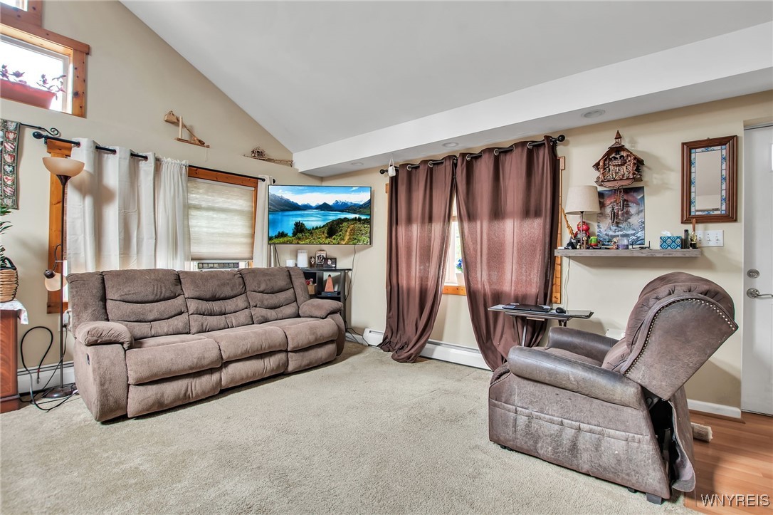 photo 2 : 218 Garrison Road, Amherst NY 14221