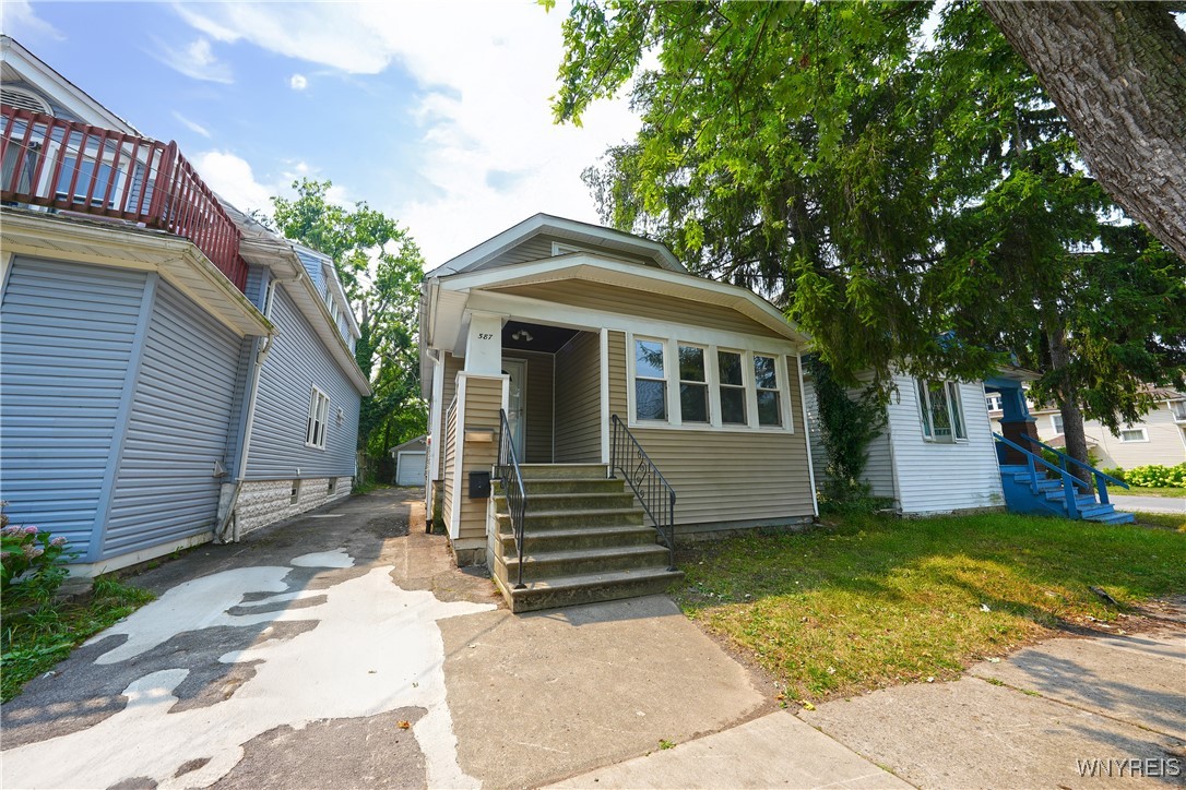 photo undefined: 587 Lisbon Avenue, Buffalo NY 14215