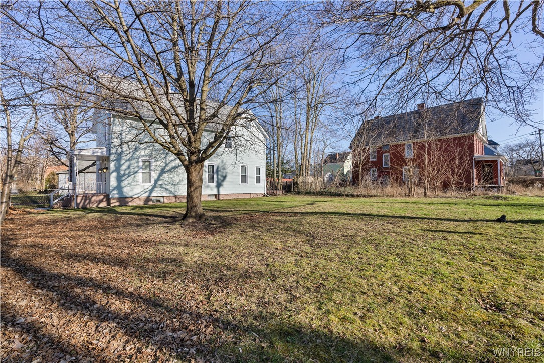 photo undefined: 807 Willow Avenue, Niagara Falls NY 14305