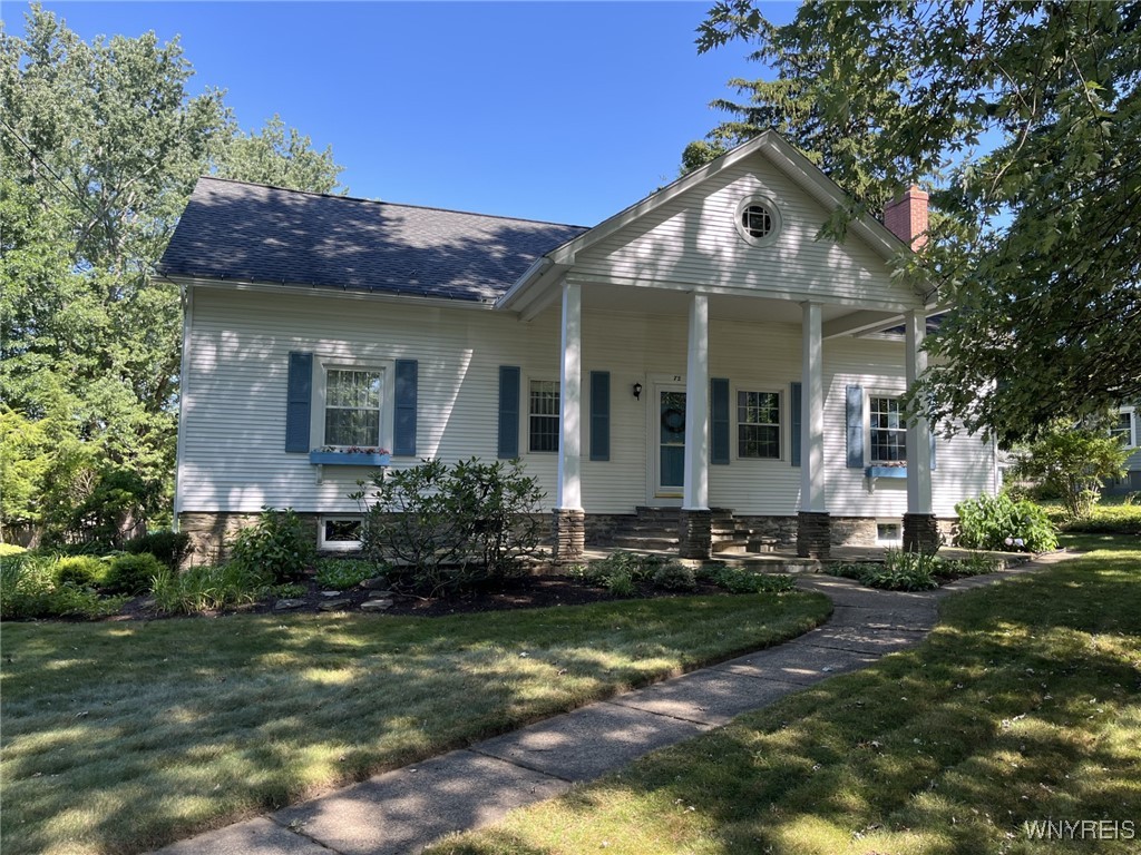photo undefined: 72 Elmwood Avenue, Aurora NY 14052