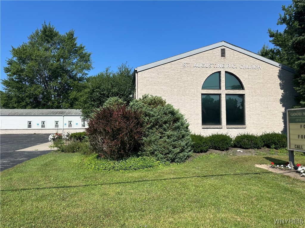 photo undefined: 8700 Goodrich Road, Clarence NY 14032