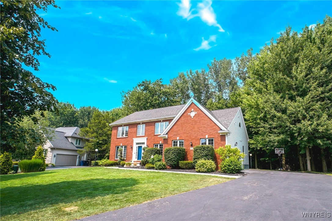 photo Yl4vxLWl9d-uprm06hl8PU: 23 Forrester Court, Amherst NY 14228