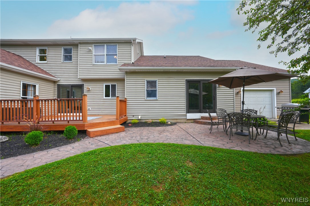 photo jkUSIp-cGnbAB1xno7tIos8atv-vh4qdLNNQ: 60 Kettle Run, Elma NY 14052