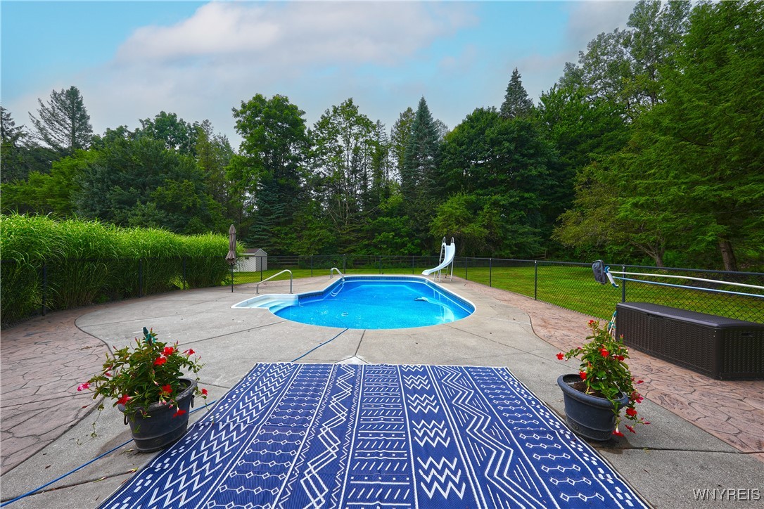 photo 2 : 60 Kettle Run, Elma NY 14052