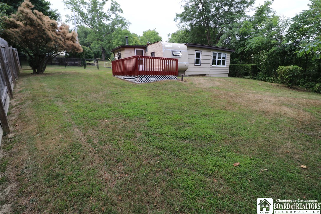 photo 3 : 15 Henry Street, Hanover NY 14136