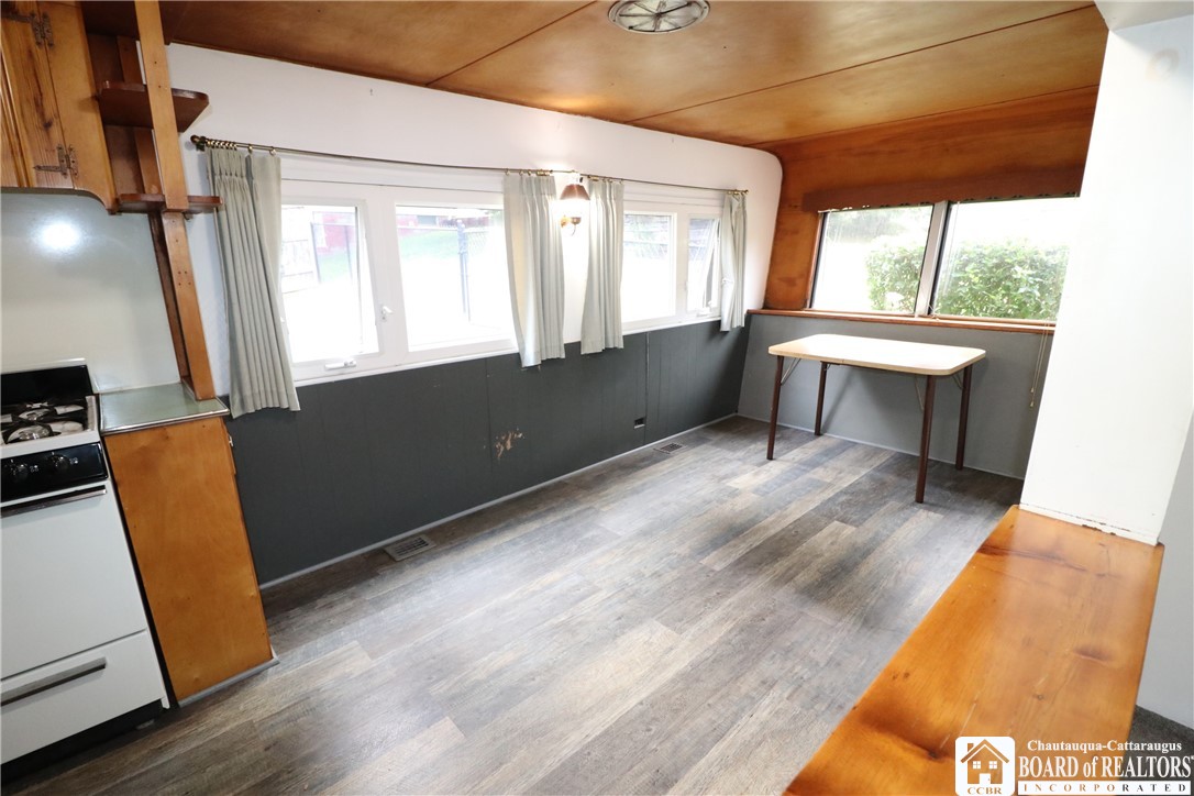 photo 4 : 15 Henry Street, Hanover NY 14136