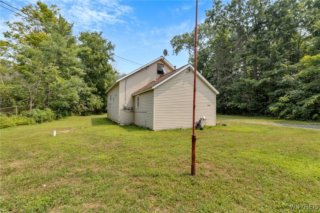 photo 1 : 7599 State Road, Colden NY 14033