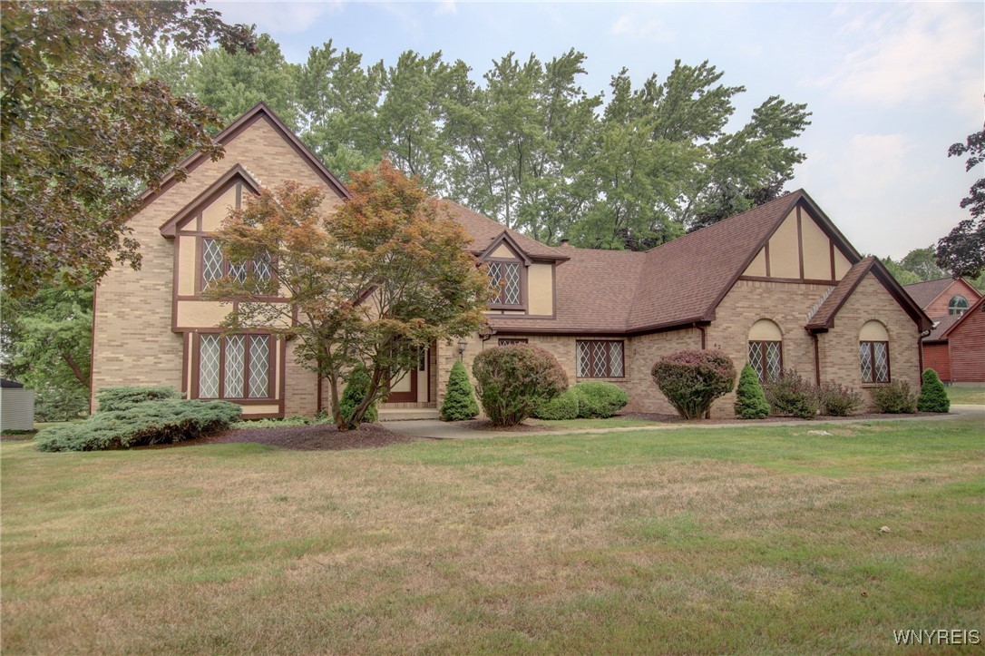 photo undefined: 42 Fox Chapel Drive, Orchard Park NY 14127