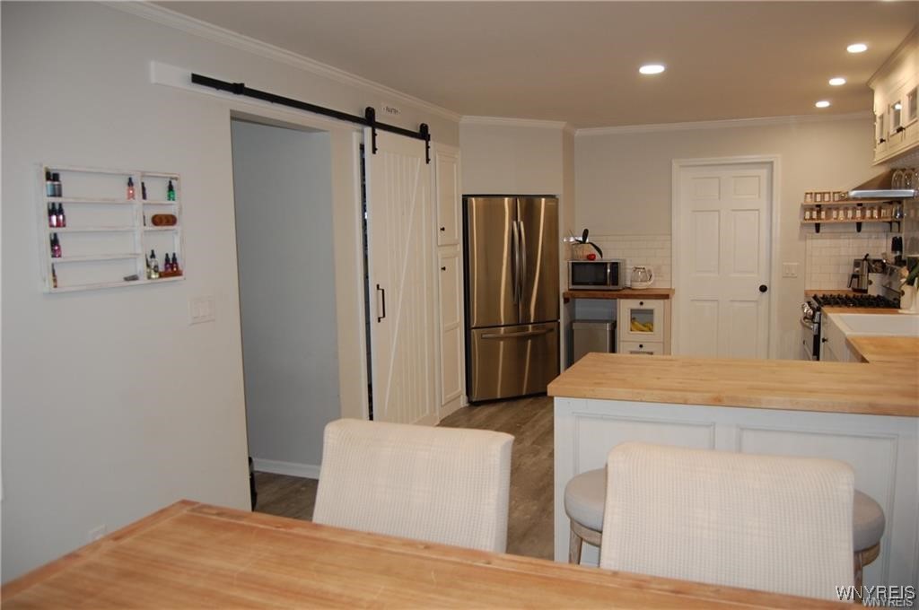 photo 4 : 6055 Quaker Hollow Road 3, Orchard Park NY 14127