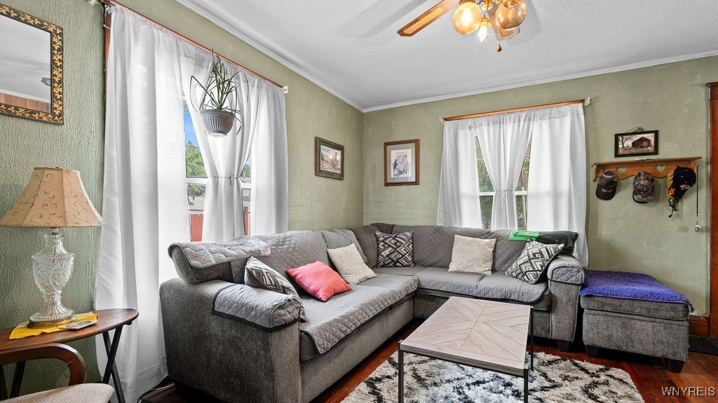 photo 3 : 5981 Washington, Newfane NY 14126