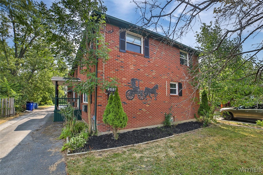 photo undefined: 4889 Harlem Road, Amherst NY 14226