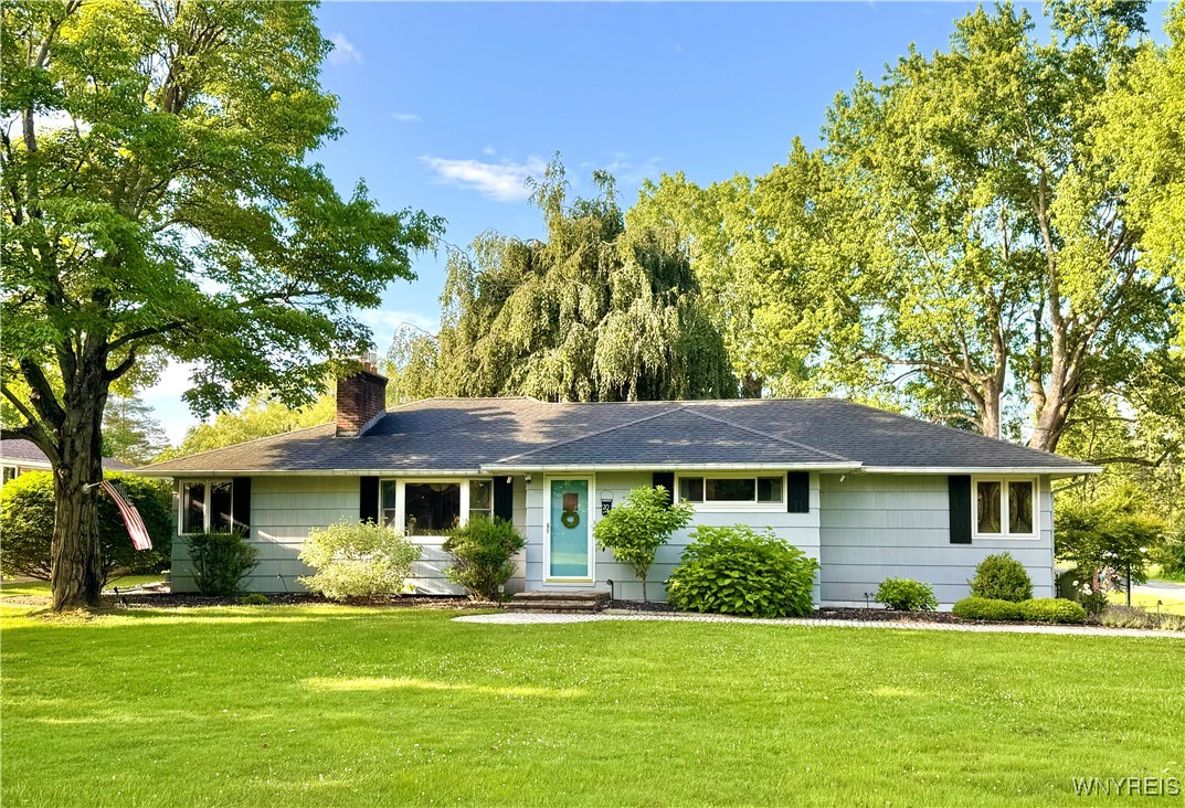 photo AezuKsmpQNBF1BOJQa1NXXjx0NOeBUZY: 20 Woodside Drive, Elma NY 14059
